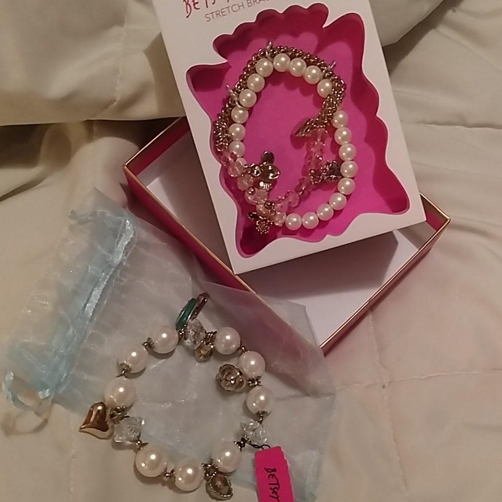 Betsey Johnson bracelets NWT (2)